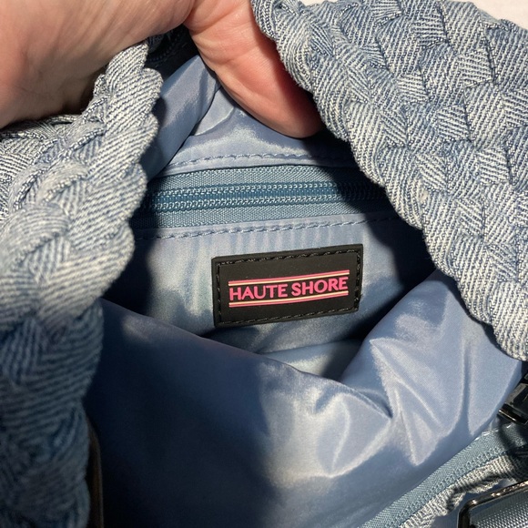 HAUTE SHORE Blue Crossbody Bag with Textured Design - Picture 2 of 5